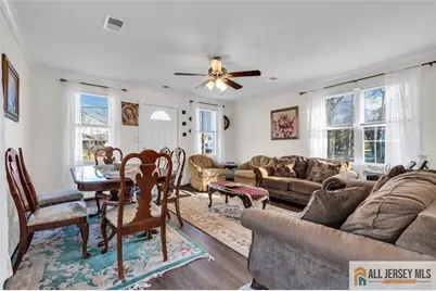 18 Avenue B, Helmetta, NJ 08828 - Photo 5