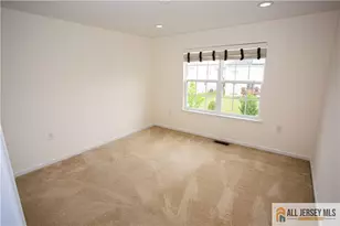 8 Wellesley Ave, Monroe Township, NJ 08831 - Photo 21