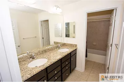 8 Wellesley Avenue, Monroe Township, NJ 08831 - Photo 25