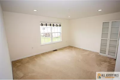 8 Wellesley Avenue, Monroe Township, NJ 08831 - Photo 19