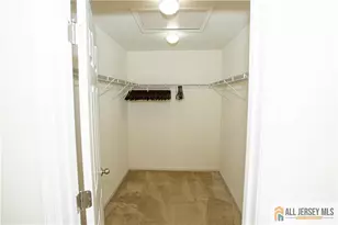 8 Wellesley Ave, Monroe Township, NJ 08831 - Photo 15