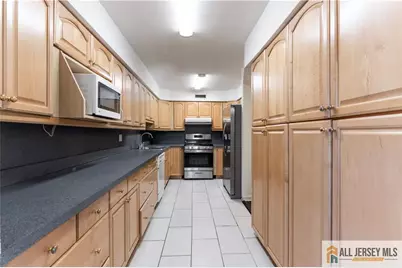 16 Adams Court, East Brunswick Township, NJ 08816 - Photo 13