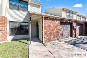 16 Adams Ct, East Brunswick Township, NJ 08816 - Photo 3