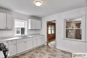 27 Drummond Ave, Fords, NJ 08863 - Photo 7