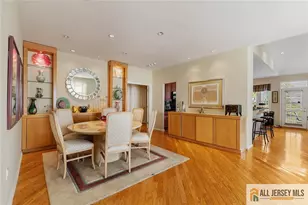 25 Missy Ln, Monroe Township, NJ 08831 - Photo 9