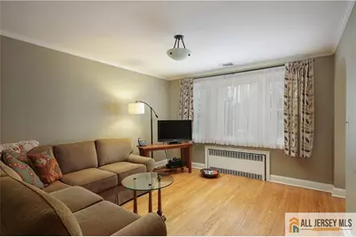 25 Voorhees Place, Metuchen, NJ 08840 - Photo 21