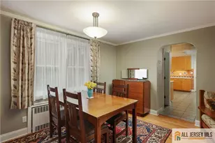 25 Voorhees Pl, Metuchen, NJ 08840 - Photo 15