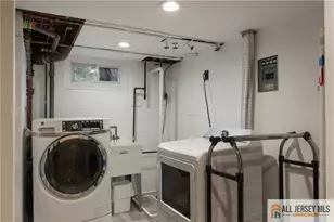 25 Voorhees Pl, Metuchen, NJ 08840 - Photo 43