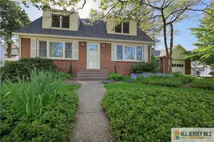 25 Voorhees Pl, Metuchen, NJ 08840 - Photo 3