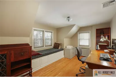 25 Voorhees Place, Metuchen, NJ 08840 - Photo 27