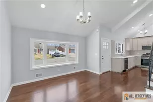 95 McKinley Ave, Colonia, NJ 07067 - Photo 5