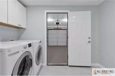 95 McKinley Avenue, Colonia, NJ 07067 - Photo 31