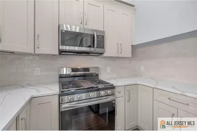 95 McKinley Avenue, Colonia, NJ 07067 - Photo 9