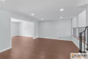 95 McKinley Ave, Colonia, NJ 07067 - Photo 15