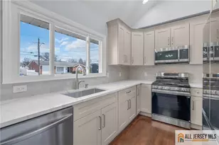 95 McKinley Ave, Colonia, NJ 07067 - Photo 9