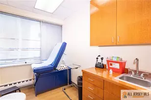 2 State Route 27 Hwy, Edison, NJ 08820 - Photo 19