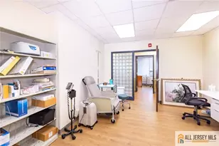 2 State Route 27 Hwy, Edison, NJ 08820 - Photo 7