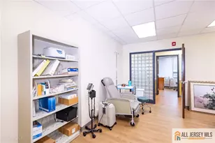 2 State Route 27 Hwy, Edison, NJ 08820 - Photo 9