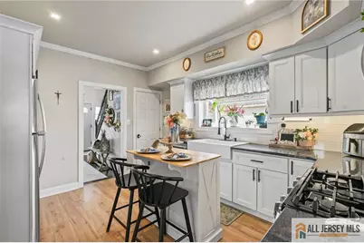 6 Thomas Street, Sayreville, NJ 08872 - Photo 9