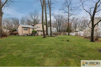 39 Herold Place, Metuchen, NJ 08840 - Photo 25