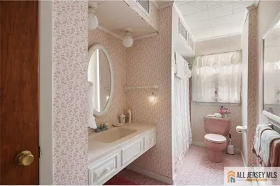 39 Herold Place, Metuchen, NJ 08840 - Photo 21