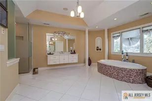 53 Princeton Ave, Colonia, NJ 07067 - Photo 23