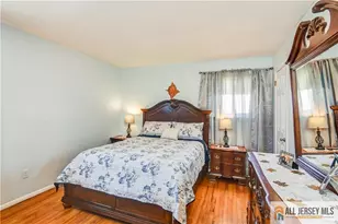 49 Ernston Rd, Sayreville, NJ 08859 - Photo 27