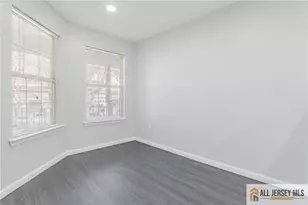 203 Concord Pl, North Brunswick Township, NJ 08902 - Photo 7