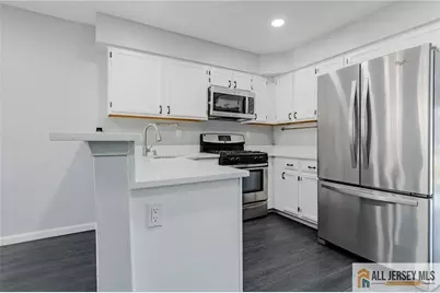 203 Concord Place, North Brunswick Township, NJ 08902 - Photo 5