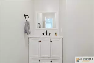 203 Concord Pl, North Brunswick Township, NJ 08902 - Photo 11