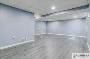 203 Concord Pl, North Brunswick Township, NJ 08902 - Photo 29