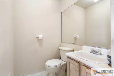 838 Harbortown Boulevard, Perth Amboy, NJ 08861 - Photo 11