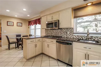 13 Bosko Drive, East Brunswick Township, NJ 08816 - Photo 15