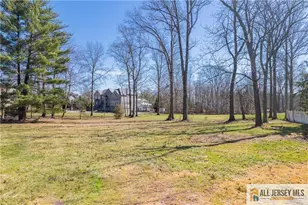 377 New Dover Rd, Colonia, NJ 07067 - Photo 3