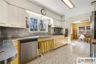 377 New Dover Rd, Colonia, NJ 07067 - Photo 9