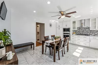 33 Safran Avenue, Edison, NJ 08837 - Photo 13