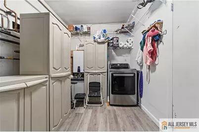 6 Hunterdon Avenue, Monroe Township, NJ 08831 - Photo 21