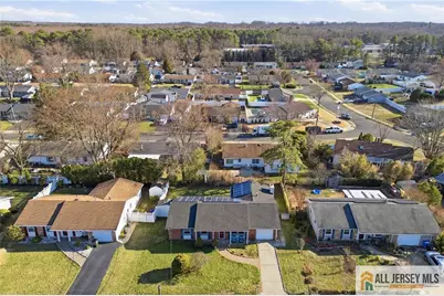 6 Hunterdon Avenue, Monroe Township, NJ 08831 - Photo 29