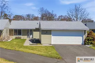 21 Celtis Plaza, Monroe Township, NJ 08831 - Photo 1