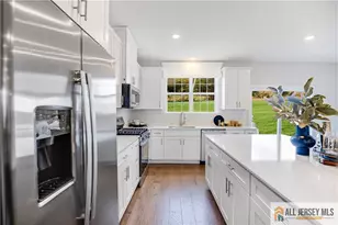 102 Fred Clark Dr, Pennington, NJ 08534 - Photo 5