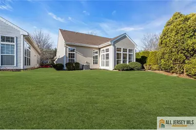 12 Bellflower Drive, Lakewood, NJ 08701 - Photo 51