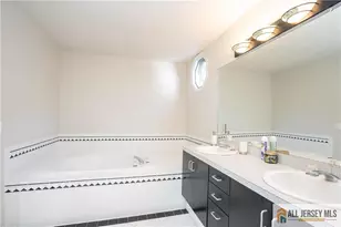 11 Hampton Rd, Monroe Township, NJ 08831 - Photo 21