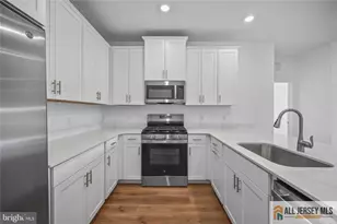 23101 Radford Ct, Monroe Township, NJ 08831 - Photo 11