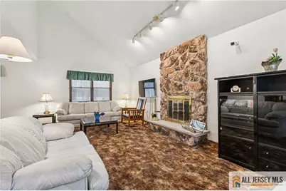 2 Grenoble Court, Old Bridge Township, NJ 07747 - Photo 5