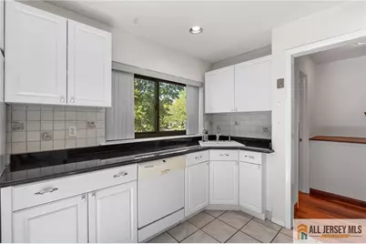 14 Snowbell Court, East Brunswick Township, NJ 08816 - Photo 15