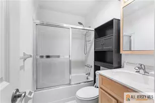 14 Snowbell Ct, East Brunswick Township, NJ 08816 - Photo 29