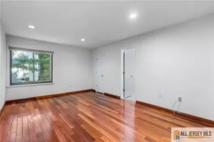 14 Snowbell Ct, East Brunswick Township, NJ 08816 - Photo 19