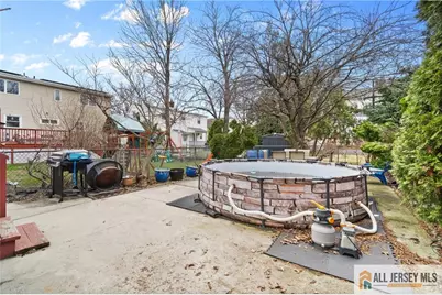 594 Ridgedale Avenue, Woodbridge Township, NJ 07095 - Photo 17