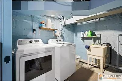 594 Ridgedale Avenue, Woodbridge Township, NJ 07095 - Photo 23