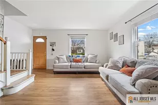 594 Ridgedale Ave, Woodbridge Township, NJ 07095 - Photo 3